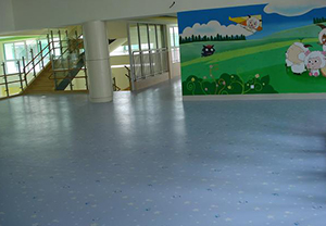幼兒園專(zhuān)用塑膠地板
